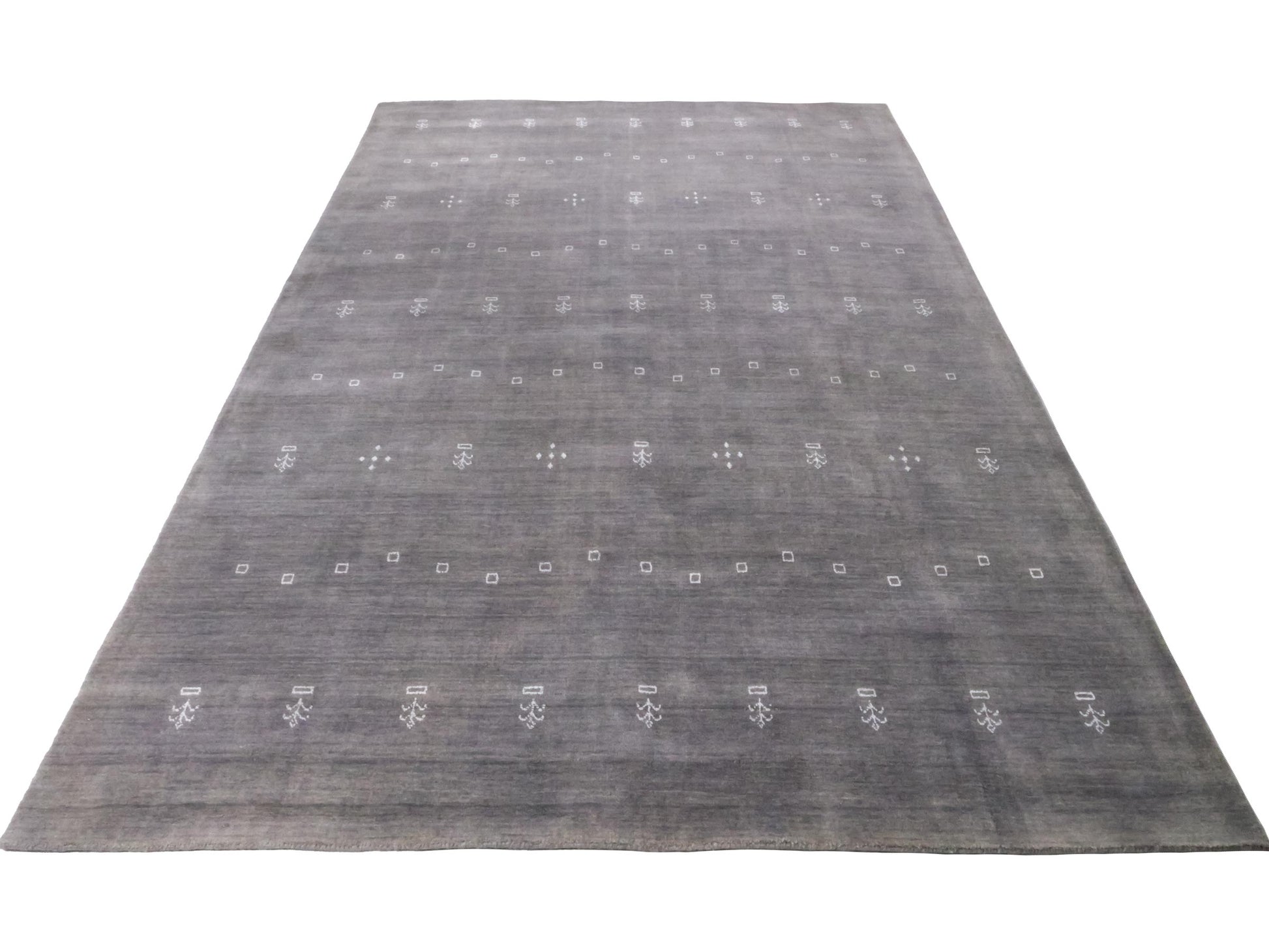 Moderner, Handloom Lori Gabbeh Orientteppich von Khademi aus Wolle, grau. Nomaden-Design. Produziert in Indien. Größe: 298x201cm. Teppichnummer: KB4-1612. Verkauf durch Jupiter Intl.