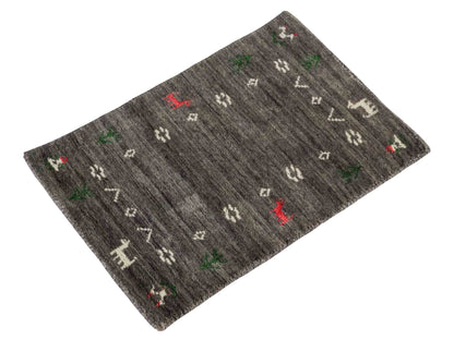 Moderner, Handloom Lori Gabbeh Orientteppich von Khademi aus Wolle, grau. Nomaden-Design. Produziert in Indien. Größe: 60x40cm. Teppichnummer: KB4-1617A. Verkauf durch Jupiter Intl.