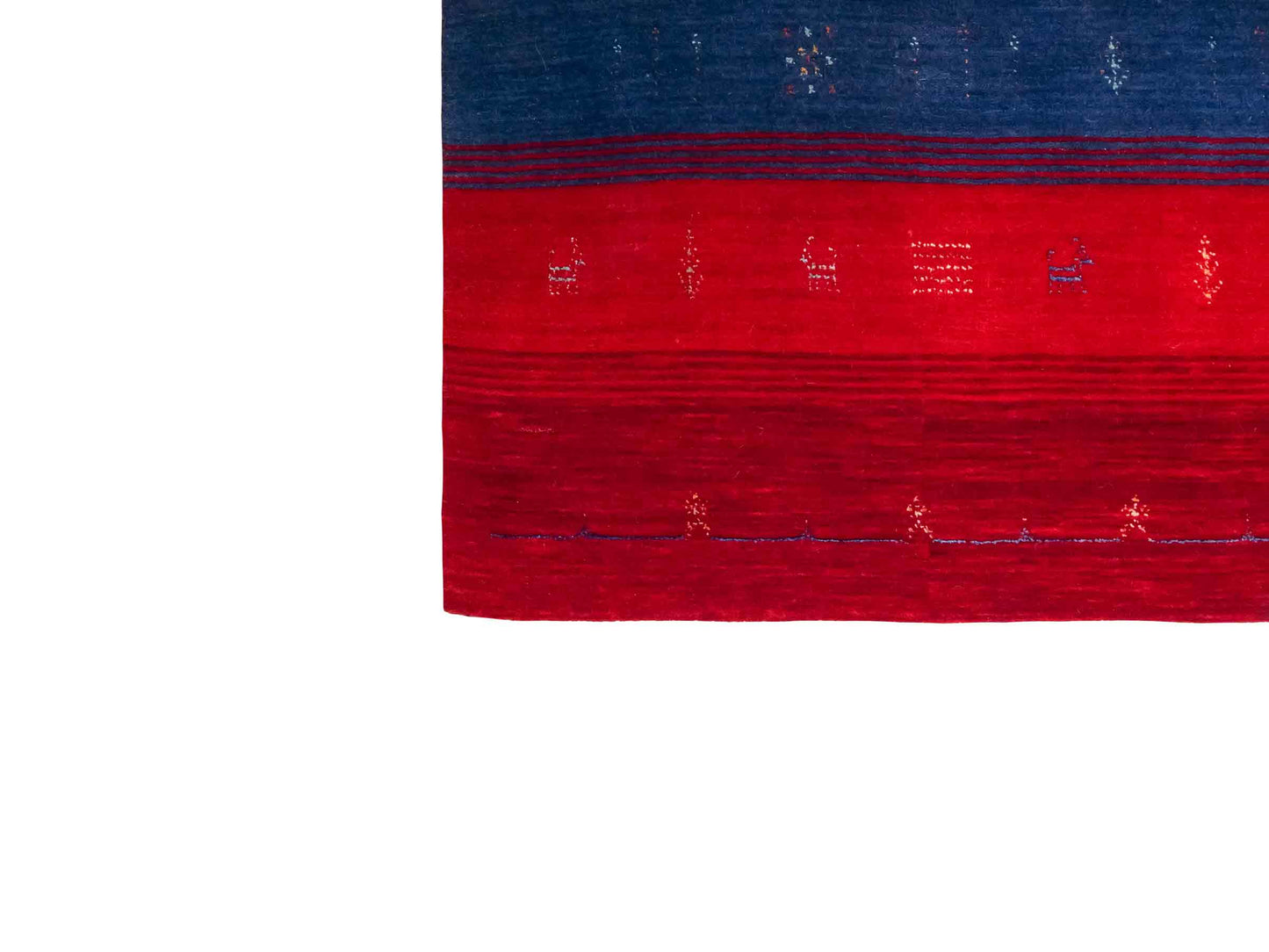 Moderner, Handloom Lori Gabbeh Orientteppich von Khademi aus Wolle mit Bambusseide, rot, mehrfarbig. Nomaden-Design. Produziert in Indien. Größe: 234x161cm. Teppichnummer: KB4-1811. Verkauf durch Jupiter Intl.