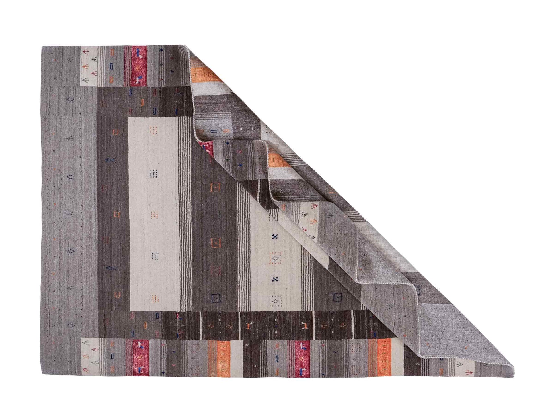 Moderner, Handloom Lori Gabbeh Orientteppich von Khademi aus Wolle mit Bambusseide, grau, mehrfarbig. Nomaden-Design. Produziert in Indien. Größe: 242x171cm. Teppichnummer: KB4-1810. Verkauf durch Jupiter Intl.