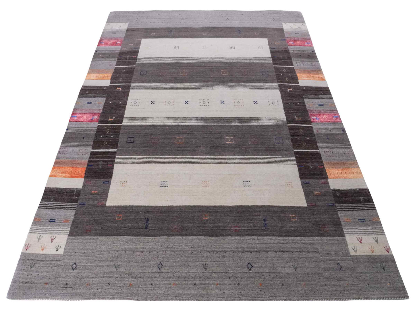 Moderner, Handloom Lori Gabbeh Orientteppich von Khademi aus Wolle mit Bambusseide, grau, mehrfarbig. Nomaden-Design. Produziert in Indien. Größe: 242x171cm. Teppichnummer: KB4-1810. Verkauf durch Jupiter Intl.