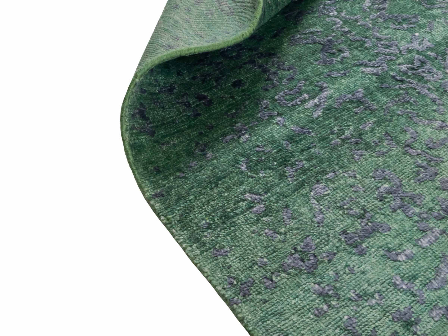 Handgeknüpfter Damask Orientteppich von Khademi aus Wolle mit Viskose, grün. Modernes Vintage-Design. Von Hand geknüpft in Indien. Größe: 140x71cm. Teppichnummer: KB4-1627. Verkauf durch Jupiter Intl.