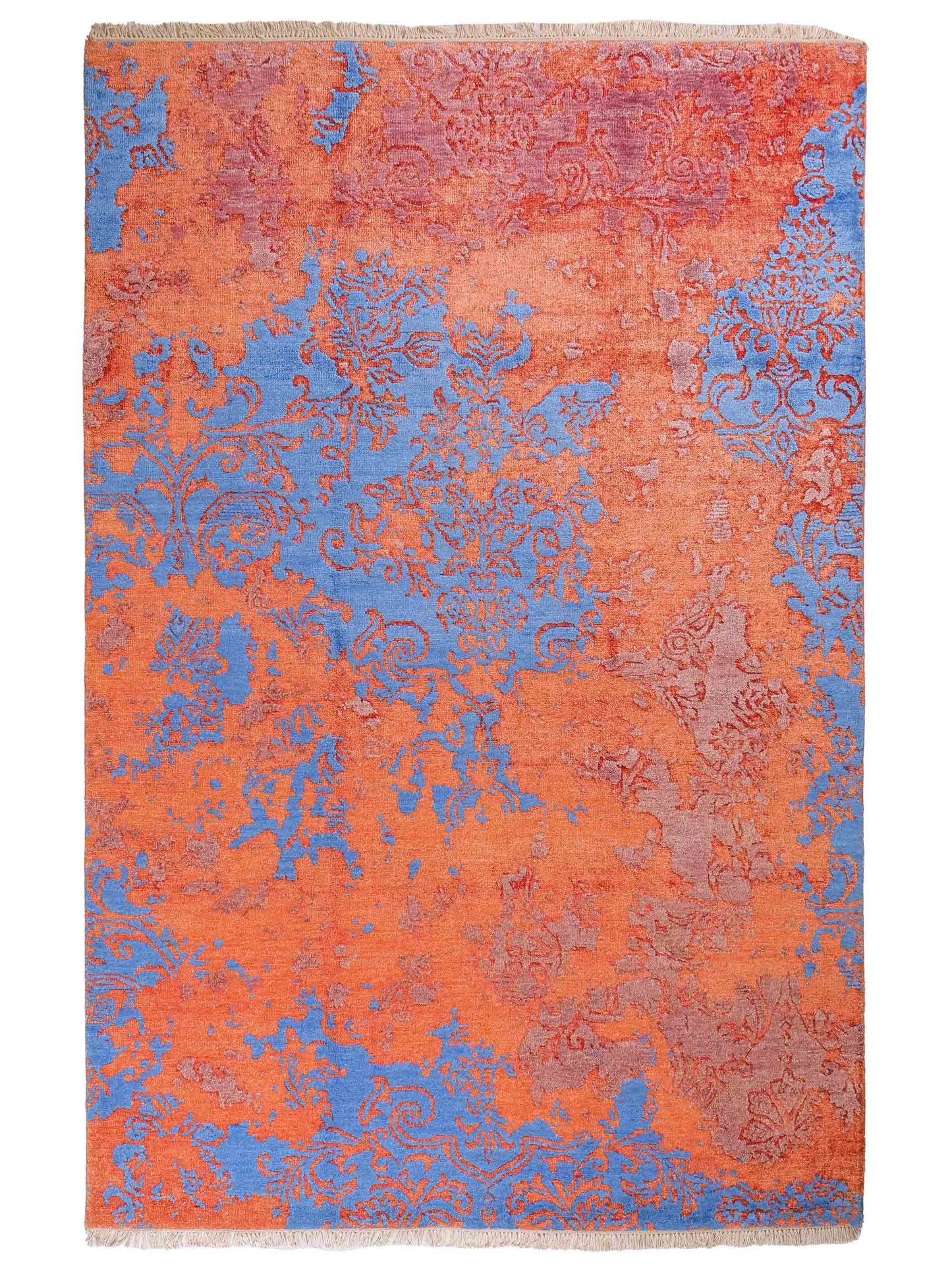 Handgeknüpfter Damask Orientteppich von Khademi aus Wolle mit Viskose, orange, blau. Modernes Vintage-Design. Von Hand geknüpft in Indien. Größe: 200x144cm. Teppichnummer: KB4-1618. Verkauf durch Jupiter Intl.