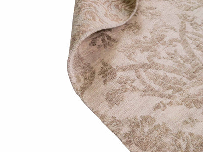 Handgeknüpfter Damask Orientteppich von Khademi aus Wolle mit Viskose, cremeweiß, beige. Modernes Vintage-Design. Von Hand geknüpft in Indien. Größe: 206x143cm. Teppichnummer: KB4-1619. Verkauf durch Jupiter Intl.