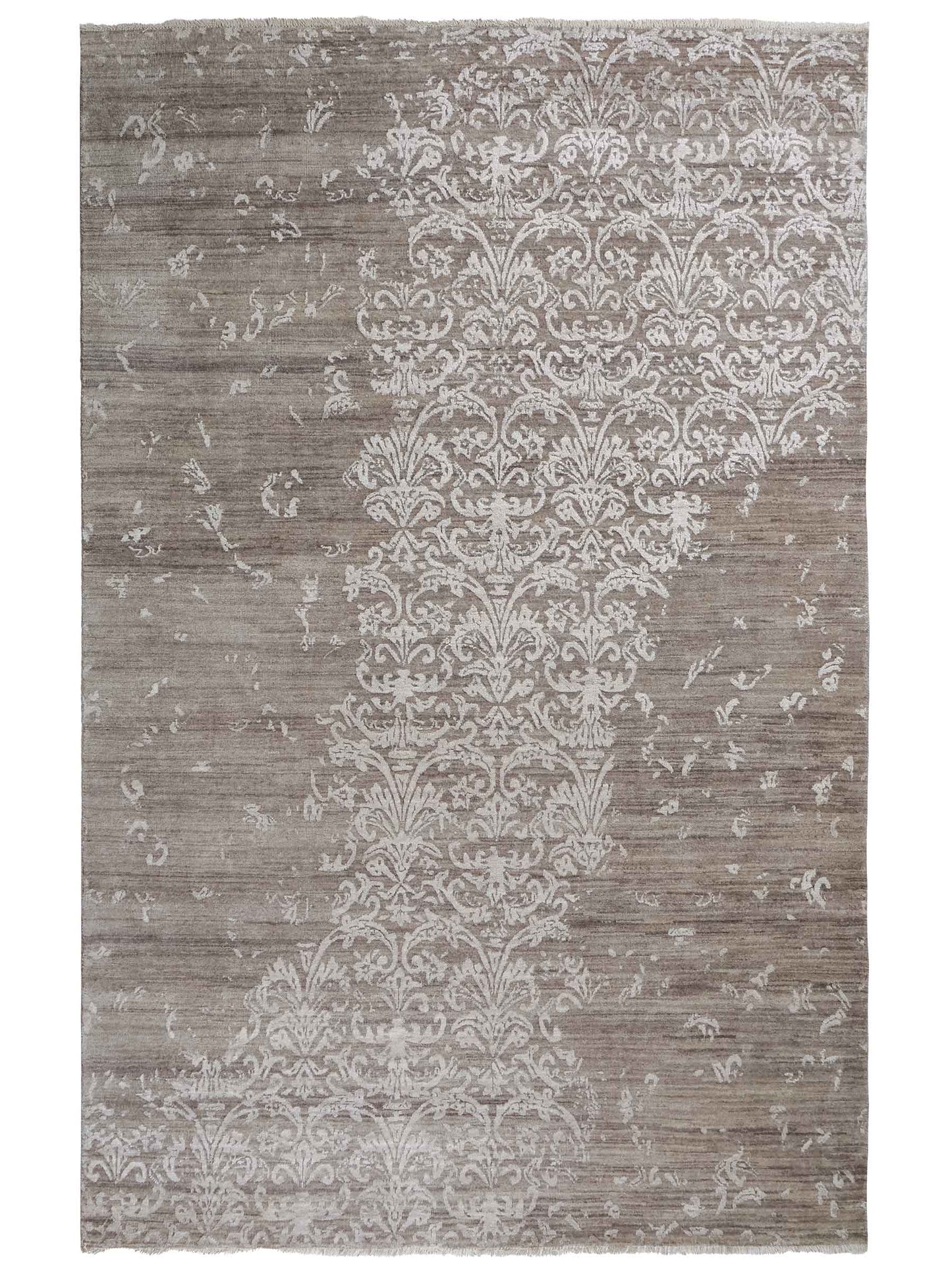 Handgeknüpfter Damask Orientteppich von Khademi aus Wolle mit Viskose, grau. Modernes Vintage-Design. Von Hand geknüpft in Indien. Größe: 243x171cm. Teppichnummer: KB4-1702. Verkauf durch Jupiter Intl.