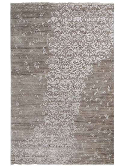 Handgeknüpfter Damask Orientteppich von Khademi aus Wolle mit Viskose, grau. Modernes Vintage-Design. Von Hand geknüpft in Indien. Größe: 243x171cm. Teppichnummer: KB4-1702. Verkauf durch Jupiter Intl.