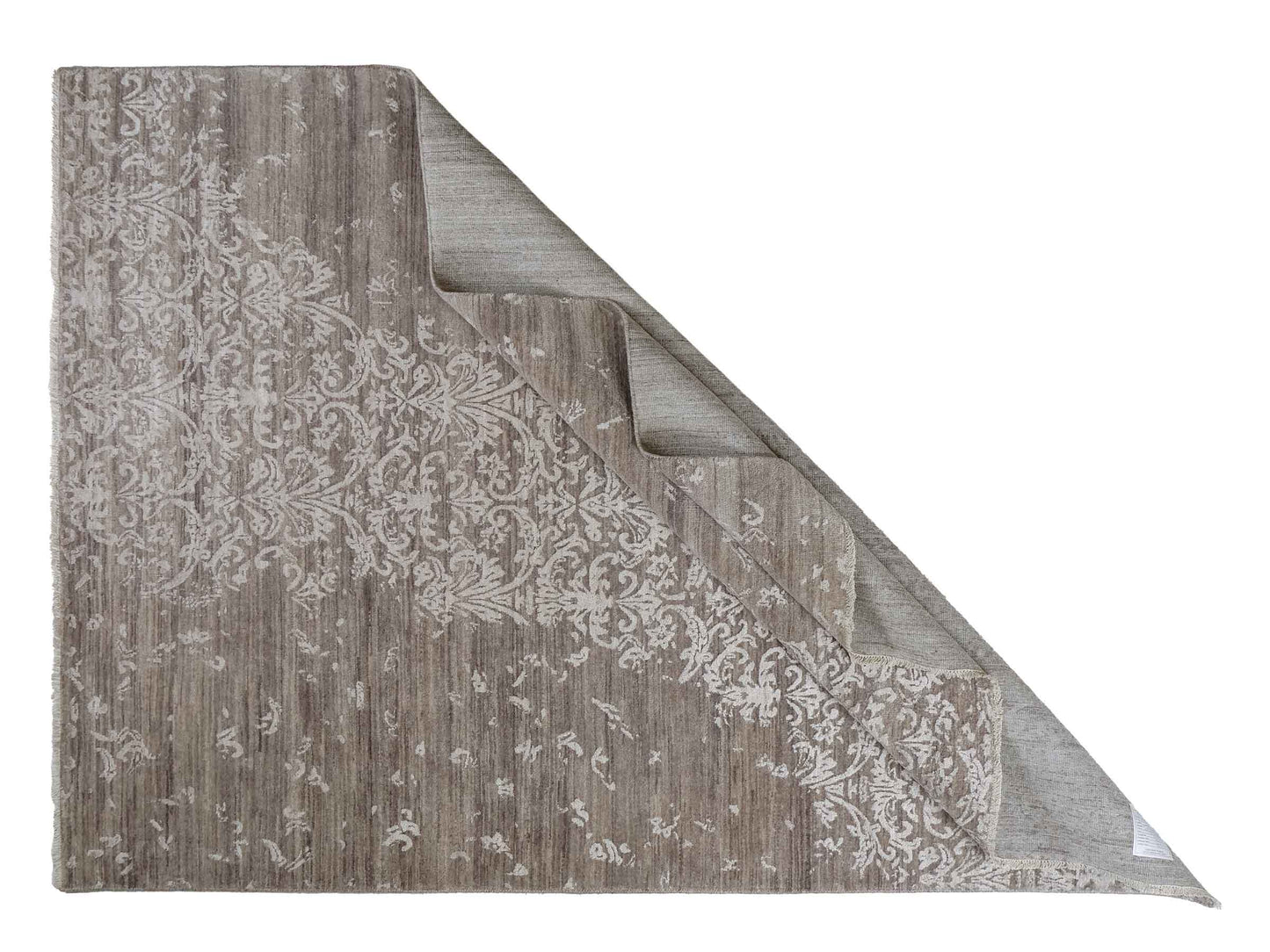 Handgeknüpfter Damask Orientteppich von Khademi aus Wolle mit Viskose, grau. Modernes Vintage-Design. Von Hand geknüpft in Indien. Größe: 243x171cm. Teppichnummer: KB4-1702. Verkauf durch Jupiter Intl.