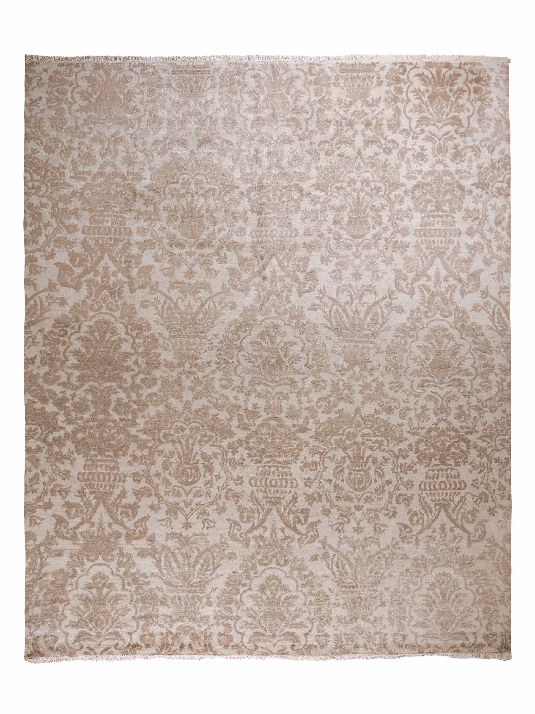 Handgeknüpfter Damask Orientteppich von Khademi aus Wolle mit Viskose, beige, gold, creme. Modernes Vintage-Design. Von Hand geknüpft in Indien. Größe: 295x240cm. Teppichnummer: KB4-1630. Verkauf durch Jupiter Intl.