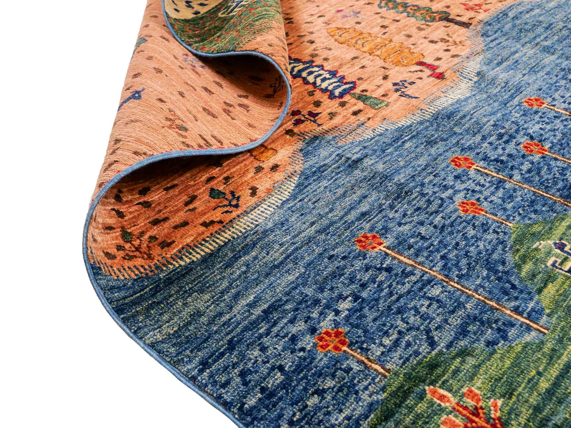 Moderner, handgeknüpfter, afghanischer Design Arijana Orientteppich aus Wolle von Khademi. Größe: 230 x 179 cm. Farbe: Beige, blau, grün. Vertrieb durch JUPITER Intl.