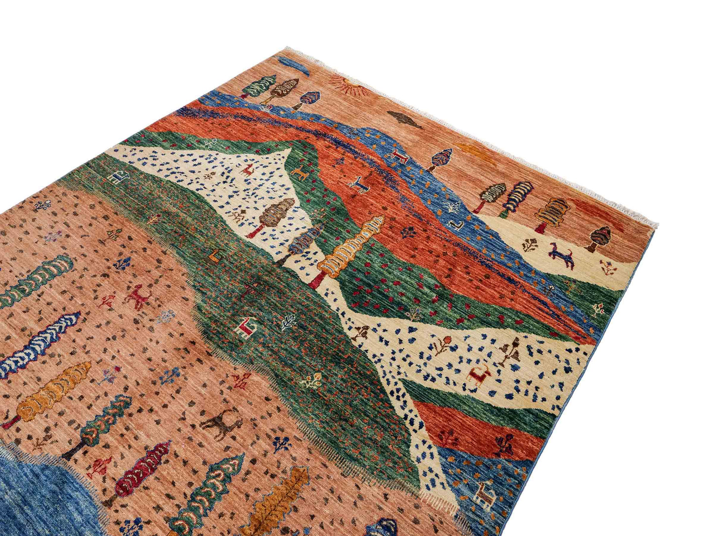 Moderner, handgeknüpfter, afghanischer Design Arijana Orientteppich aus Wolle von Khademi. Größe: 230 x 179 cm. Farbe: Beige, blau, grün. Vertrieb durch JUPITER Intl.