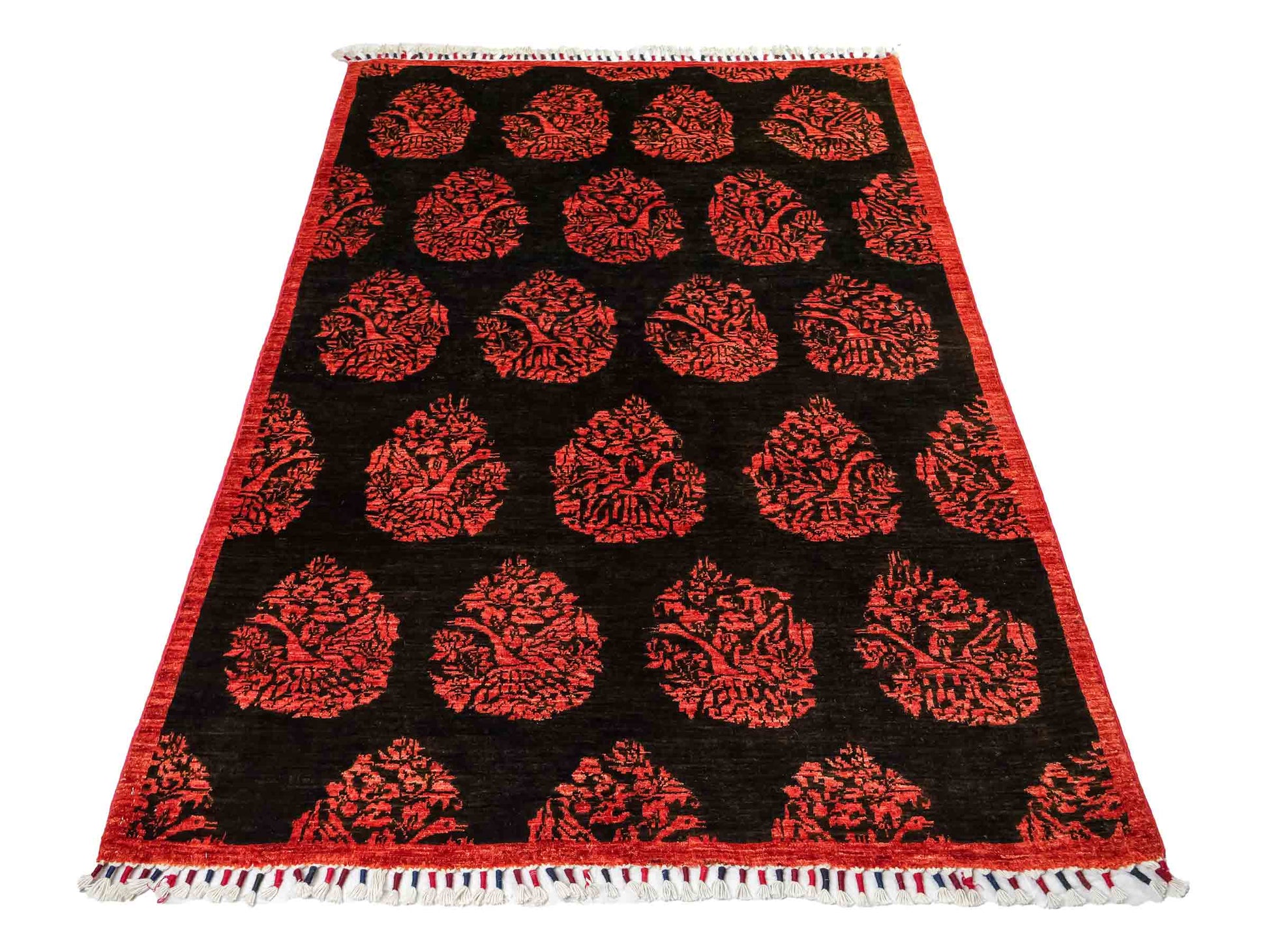 Handgeknüpfter, afghanischer, moderner Design Ziegler Orientteppich aus Wolle von Khademi. Größe: 180 x 127 cm. Farbe: Schwarz, rot. Verkauf durch JUPITER Intl.