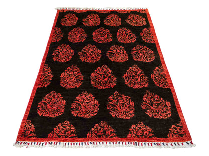 Handgeknüpfter, afghanischer, moderner Design Ziegler Orientteppich aus Wolle von Khademi. Größe: 180 x 127 cm. Farbe: Schwarz, rot. Verkauf durch JUPITER Intl.