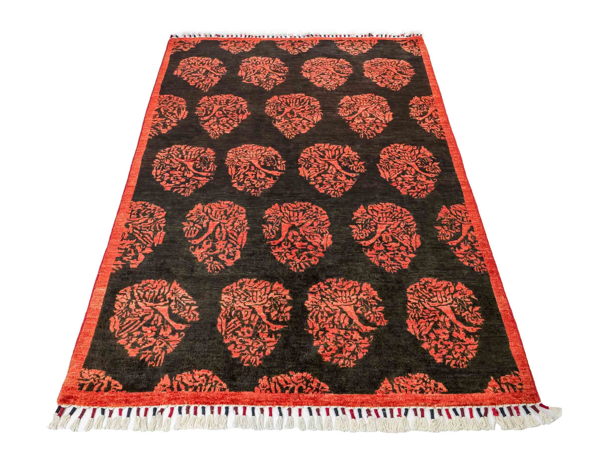 Handgeknüpfter, afghanischer, moderner Design Ziegler Orientteppich aus Wolle von Khademi. Größe: 180 x 127 cm. Farbe: Schwarz, rot. Verkauf durch JUPITER Intl.