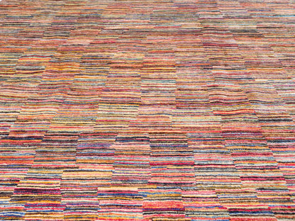 Handgeknüpfter, afghanischer, moderner Design Ziegler Orientteppich aus Wolle von Khademi. Größe: 259 x 181 cm. Farbe: Beige, bunt. Verkauf durch JUPITER Intl.