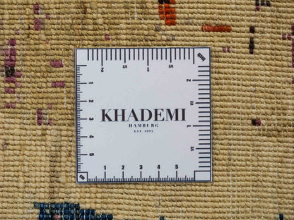 Handgeknüpfter, afghanischer, moderner Design Ziegler Orientteppich aus Wolle von Khademi. Größe: 290 x 201 cm. Farbe: Cremeweiß, beige. Verkauf durch JUPITER Intl.