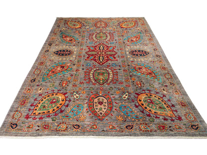 Handgeknüpfter, afghanischer, moderner Design Ziegler Orientteppich aus Wolle von Khademi. Größe: 304 x 213 cm. Farbe: Grau. Verkauf durch JUPITER Intl.