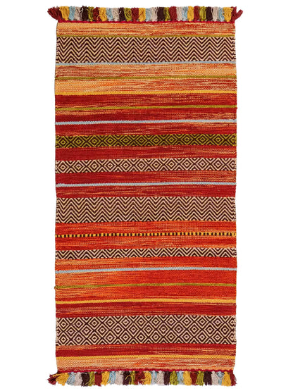 Handgewebter, moderner Indo Kelim Orientteppich von Khademi aus Baumwolle, rot, mehrfarbig. Geometrisches Design. Von Hand gewebt in Indien. Größe: 130x70cm. Teppichnummer: KB4-1646. Verkauf durch Jupiter Intl.