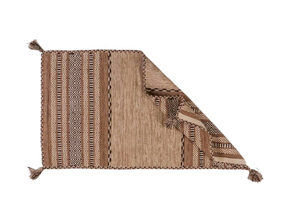 Handgewebter, moderner Indo Kelim Orientteppich von Khademi aus Baumwolle, beige. Geometrisches Design. Von Hand gewebt in Indien. Größe: 150x80cm. Teppichnummer: KB4-1655. Verkauf durch Jupiter Intl.