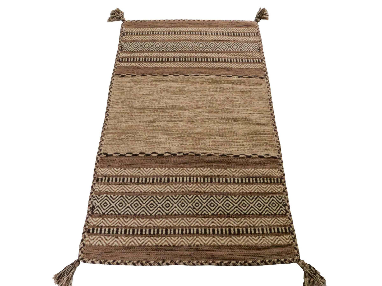 Handgewebter, moderner Indo Kelim Orientteppich von Khademi aus Baumwolle, beige. Geometrisches Design. Von Hand gewebt in Indien. Größe: 150x80cm. Teppichnummer: KB4-1655. Verkauf durch Jupiter Intl.
