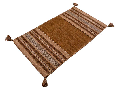 Handgewebter, moderner Indo Kelim Orientteppich von Khademi aus Baumwolle, braun. Geometrisches Design. Von Hand gewebt in Indien. Größe: 150x80cm. Teppichnummer: KB4-1658. Verkauf durch Jupiter Intl.