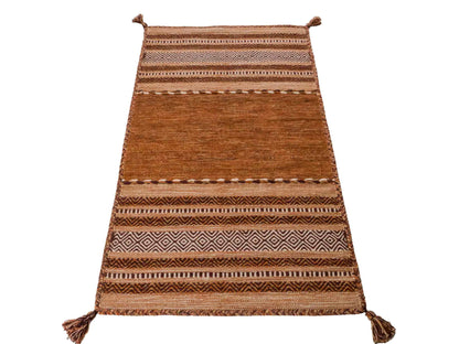 Handgewebter, moderner Indo Kelim Orientteppich von Khademi aus Baumwolle, braun. Geometrisches Design. Von Hand gewebt in Indien. Größe: 150x80cm. Teppichnummer: KB4-1660. Verkauf durch Jupiter Intl.