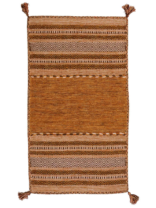 Handgewebter, moderner Indo Kelim Orientteppich von Khademi aus Baumwolle, braun. Geometrisches Design. Von Hand gewebt in Indien. Größe: 150x80cm. Teppichnummer: KB4-1661. Verkauf durch Jupiter Intl.
