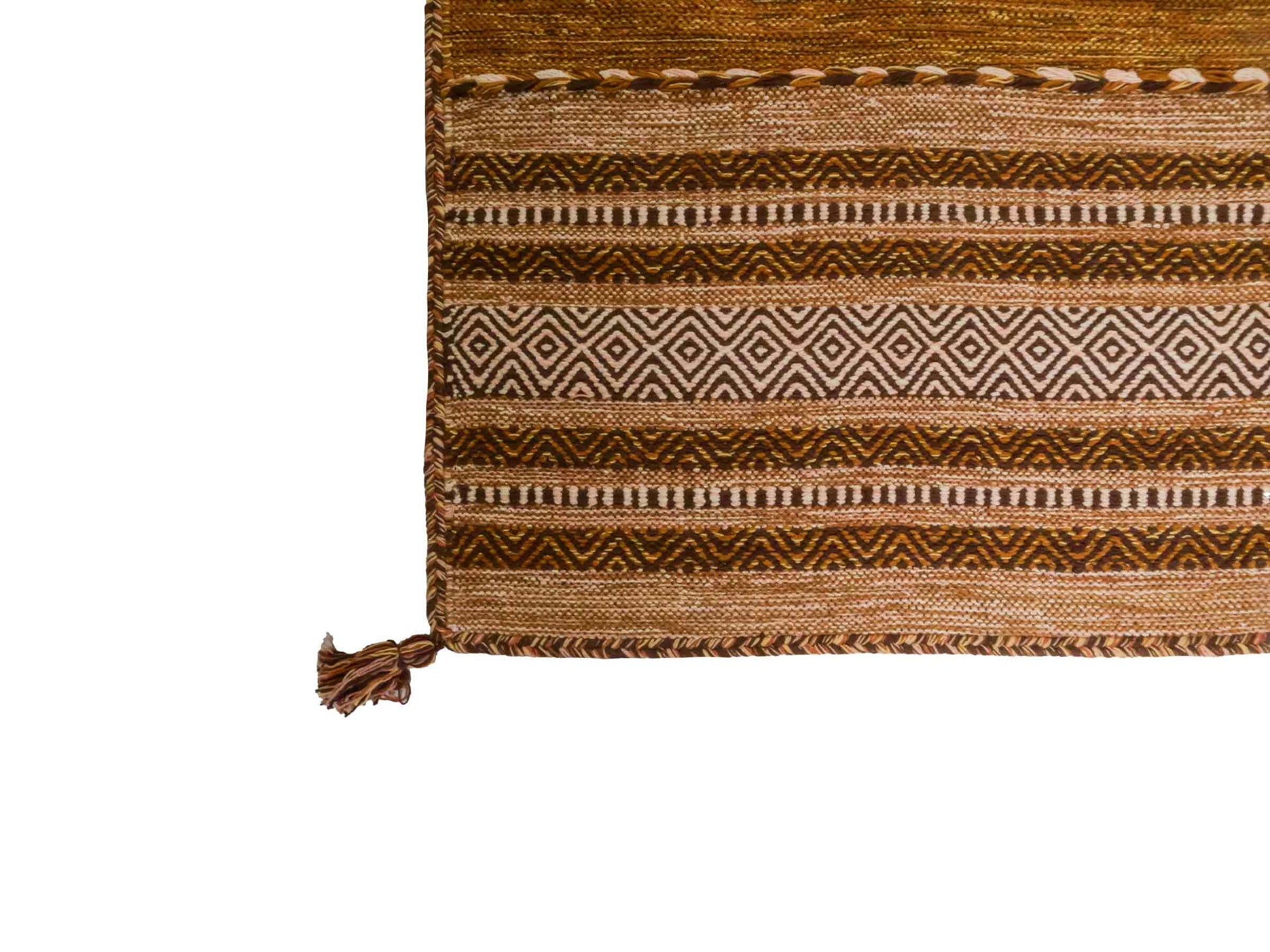 Handgewebter, moderner Indo Kelim Orientteppich von Khademi aus Baumwolle, braun. Geometrisches Design. Von Hand gewebt in Indien. Größe: 150x80cm. Teppichnummer: KB4-1661. Verkauf durch Jupiter Intl.