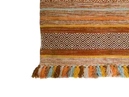 Handgewebter, moderner Indo Kelim Orientteppich von Khademi aus Baumwolle, orange, mehrfarbig. Geometrisches Design. Von Hand gewebt in Indien. Größe: 150x80cm. Teppichnummer: KB4-1650. Verkauf durch Jupiter Intl.