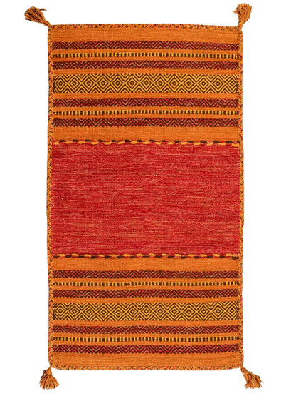 Handgewebter, moderner Indo Kelim Orientteppich von Khademi aus Baumwolle, orange. Geometrisches Design. Von Hand gewebt in Indien. Größe: 150x80cm. Teppichnummer: KB4-1654. Verkauf durch Jupiter Intl.