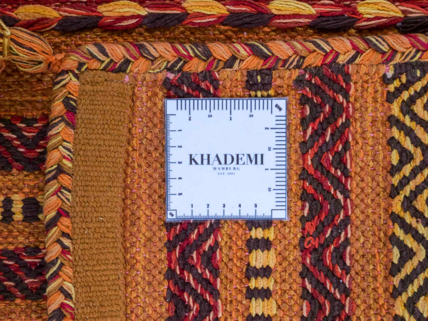 Handgewebter, moderner Indo Kelim Orientteppich von Khademi aus Baumwolle, orange. Geometrisches Design. Von Hand gewebt in Indien. Größe: 150x80cm. Teppichnummer: KB4-1654. Verkauf durch Jupiter Intl.