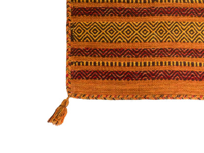 Handgewebter, moderner Indo Kelim Orientteppich von Khademi aus Baumwolle, orange. Geometrisches Design. Von Hand gewebt in Indien. Größe: 150x80cm. Teppichnummer: KB4-1654. Verkauf durch Jupiter Intl.