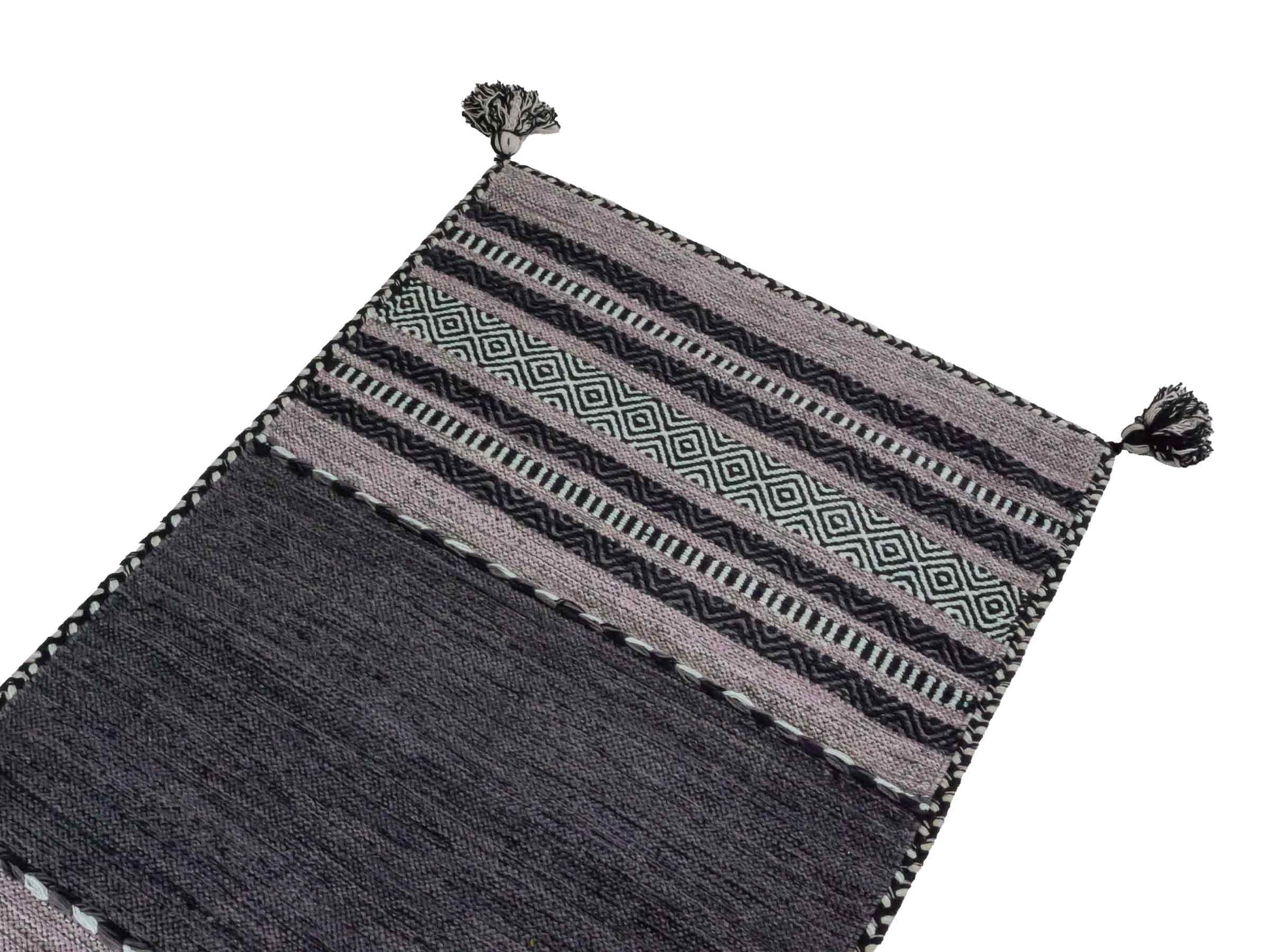 Handgewebter, moderner Indo Kelim Orientteppich von Khademi aus Baumwolle, navy. Geometrisches Design. Von Hand gewebt in Indien. Größe: 152x76cm. Teppichnummer: KB4-1649. Verkauf durch Jupiter Intl.