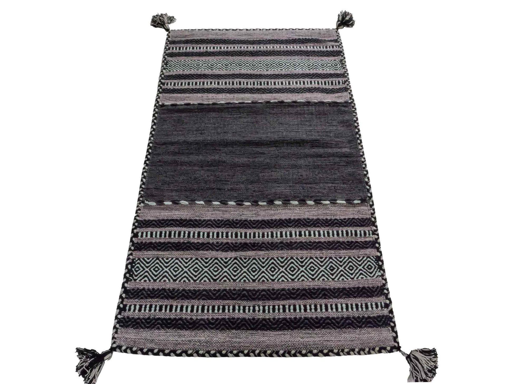 Handgewebter, moderner Indo Kelim Orientteppich von Khademi aus Baumwolle, navy. Geometrisches Design. Von Hand gewebt in Indien. Größe: 152x76cm. Teppichnummer: KB4-1649. Verkauf durch Jupiter Intl.