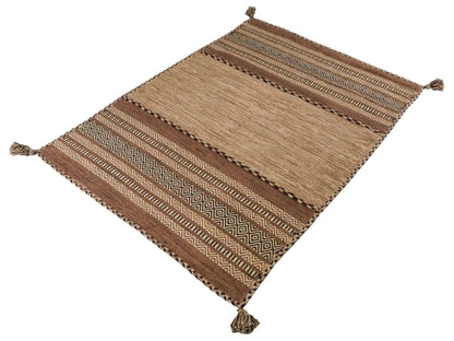 Handgewebter, moderner Indo Kelim Orientteppich von Khademi aus Baumwolle, beige. Geometrisches Design. Von Hand gewebt in Indien. Größe: 170x120cm. Teppichnummer: KB4-1663. Verkauf durch Jupiter Intl.