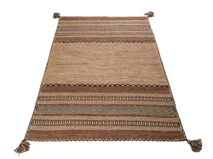 Handgewebter, moderner Indo Kelim Orientteppich von Khademi aus Baumwolle, beige. Geometrisches Design. Von Hand gewebt in Indien. Größe: 170x120cm. Teppichnummer: KB4-1664. Verkauf durch Jupiter Intl.