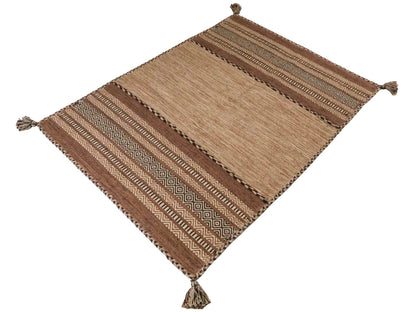 Handgewebter, moderner Indo Kelim Orientteppich von Khademi aus Baumwolle, beige. Geometrisches Design. Von Hand gewebt in Indien. Größe: 170x120cm. Teppichnummer: KB4-1665. Verkauf durch Jupiter Intl.