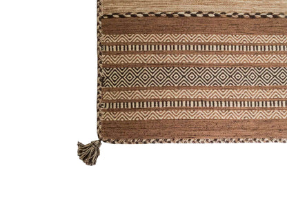 Handgewebter, moderner Indo Kelim Orientteppich von Khademi aus Baumwolle, beige. Geometrisches Design. Von Hand gewebt in Indien. Größe: 170x120cm. Teppichnummer: KB4-1665. Verkauf durch Jupiter Intl.