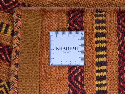 Handgewebter, moderner Indo Kelim Orientteppich von Khademi aus Baumwolle, orange. Geometrisches Design. Von Hand gewebt in Indien. Größe: 230x140cm. Teppichnummer: KB4-1677. Verkauf durch Jupiter Intl.