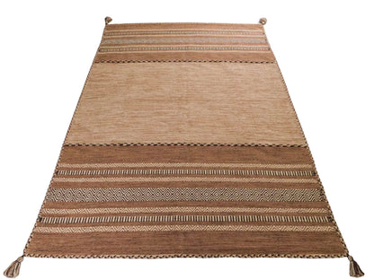 Handgewebter, moderner Indo Kelim Orientteppich von Khademi aus Baumwolle, beige. Geometrisches Design. Von Hand gewebt in Indien. Größe: 230x170cm. Teppichnummer: KB4-1689. Verkauf durch Jupiter Intl.