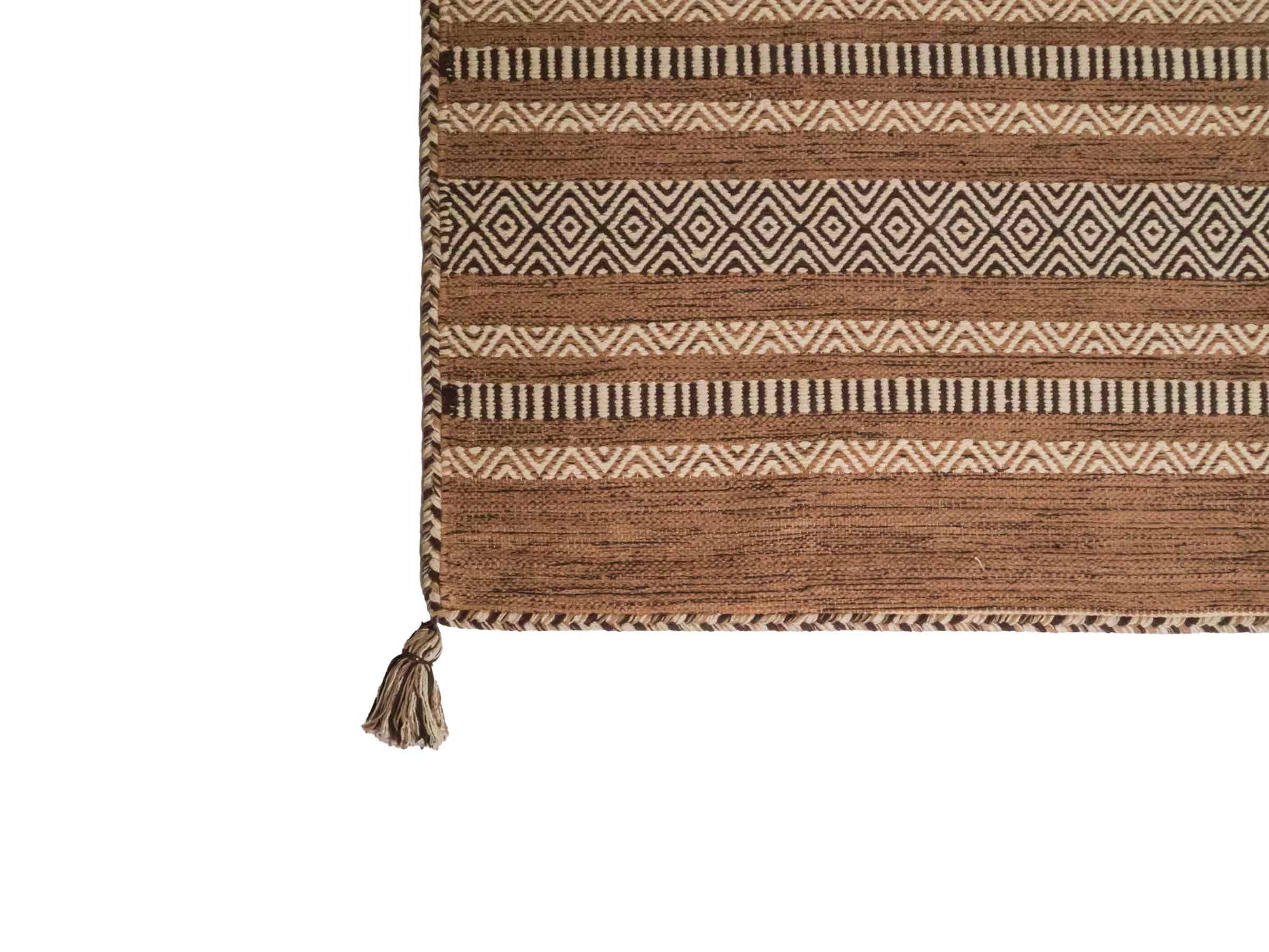Handgewebter, moderner Indo Kelim Orientteppich von Khademi aus Baumwolle, beige. Geometrisches Design. Von Hand gewebt in Indien. Größe: 230x170cm. Teppichnummer: KB4-1689. Verkauf durch Jupiter Intl.