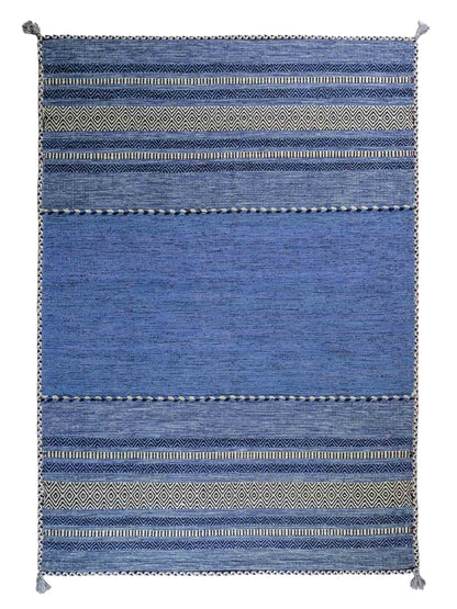 Handgewebter, moderner Indo Kelim Orientteppich von Khademi aus Baumwolle, blau. Geometrisches Design. Von Hand gewebt in Indien. Größe: 230x170cm. Teppichnummer: KB4-1688. Verkauf durch Jupiter Intl.