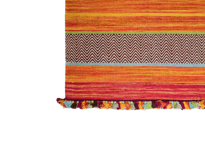 Handgewebter, moderner Indo Kelim Orientteppich von Khademi aus Baumwolle, rot, mehrfarbig. Geometrisches Design. Von Hand gewebt in Indien. Größe: 290x200cm. Teppichnummer: KB4-1694. Verkauf durch Jupiter Intl.