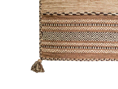 Handgewebter, moderner Indo Kelim Orientteppich von Khademi aus Baumwolle, beige. Geometrisches Design. Von Hand gewebt in Indien. Größe: 90x60cm. Teppichnummer: KB4-1631. Verkauf durch Jupiter Intl.