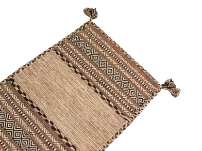 Handgewebter, moderner Indo Kelim Orientteppich von Khademi aus Baumwolle, beige. Geometrisches Design. Von Hand gewebt in Indien. Größe: 90x60cm. Teppichnummer: KB4-1632. Verkauf durch Jupiter Intl.