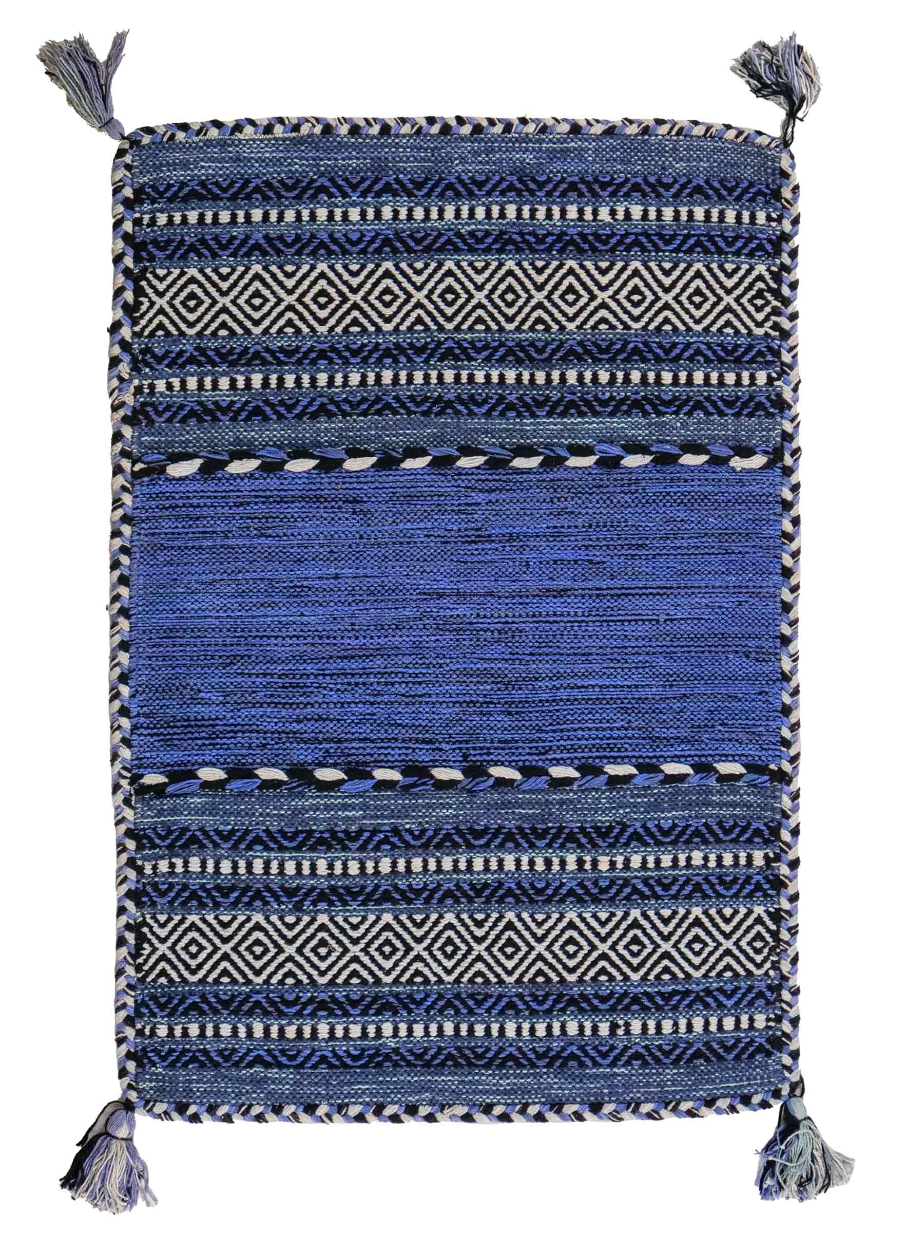 Handgewebter, moderner Indo Kelim Orientteppich von Khademi aus Baumwolle, blau. Geometrisches Design. Von Hand gewebt in Indien. Größe: 90x60cm. Teppichnummer: KB4-1641. Verkauf durch Jupiter Intl.
