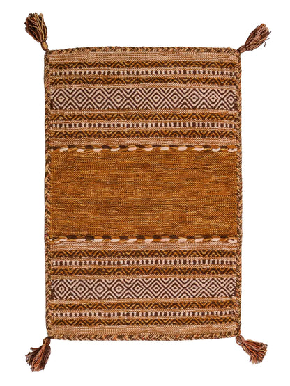 Handgewebter, moderner Indo Kelim Orientteppich von Khademi aus Baumwolle, braun. Geometrisches Design. Von Hand gewebt in Indien. Größe: 90x60cm. Teppichnummer: KB4-1638. Verkauf durch Jupiter Intl.