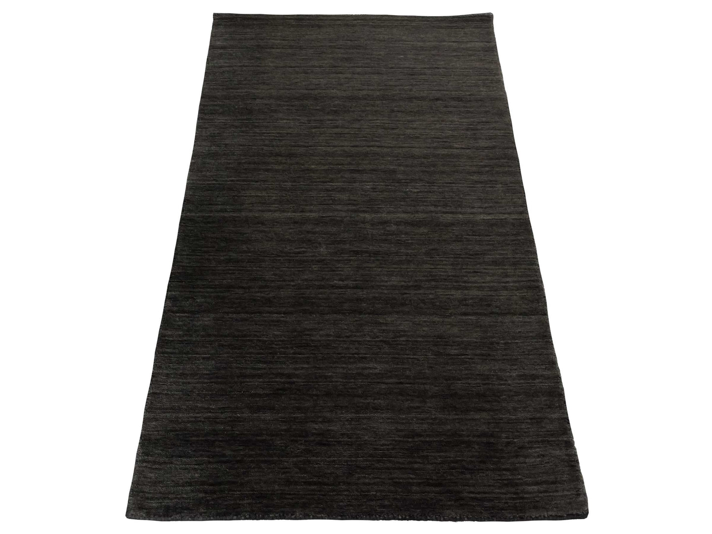 Moderner, Handloom Gabbeh Orientteppich von Khademi aus Wolle, grau. Einfarbiges Uni-Design. Produziert in Indien. Größe: 150x82cm. Teppichnummer: KB4-1533. Verkauf durch Jupiter Intl.