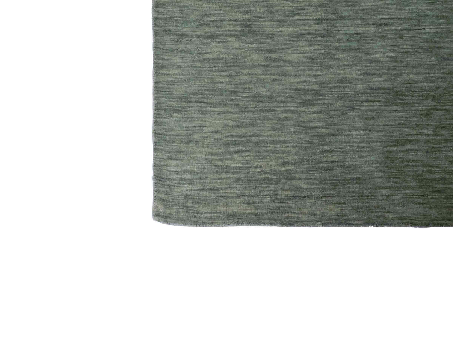 Moderner, Handloom Gabbeh Orientteppich von Khademi aus Wolle, mintgrün. Einfarbiges Uni-Design. Produziert in Indien. Größe: 151x80cm. Teppichnummer: KB4-1564. Verkauf durch Jupiter Intl.