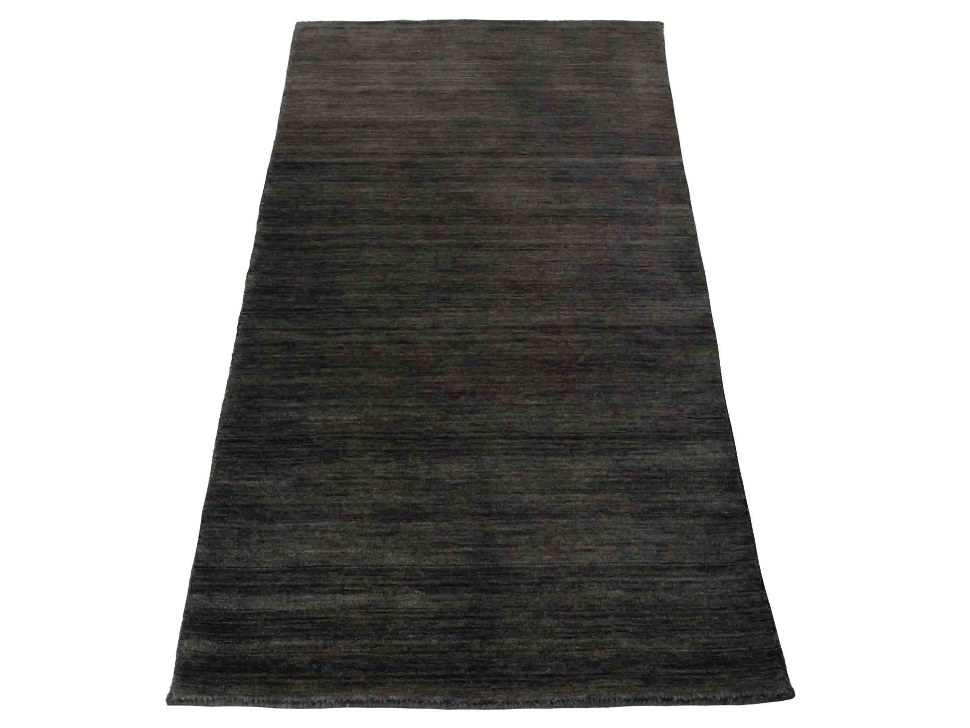 Moderner, Handloom Gabbeh Orientteppich von Khademi aus Wolle, grau. Einfarbiges Uni-Design. Produziert in Indien. Größe: 153x83cm. Teppichnummer: KB4-1534. Verkauf durch Jupiter Intl.