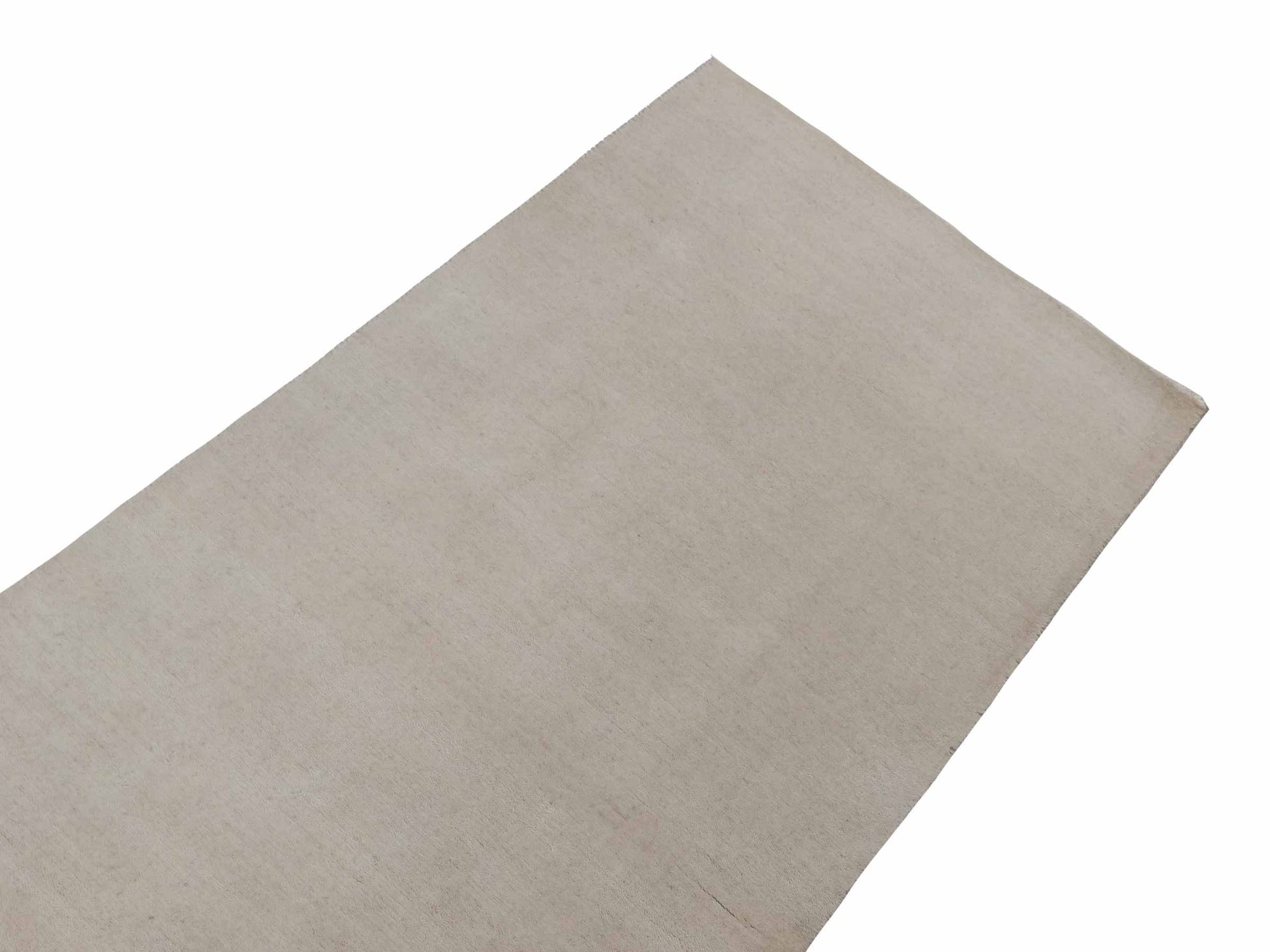 Moderner, Handloom Gabbeh Orientteppich von Khademi aus Wolle, cremeweiß. Einfarbiges Uni-Design. Produziert in Indien. Größe: 156x83cm. Teppichnummer: KB4-1562. Verkauf durch Jupiter Intl.